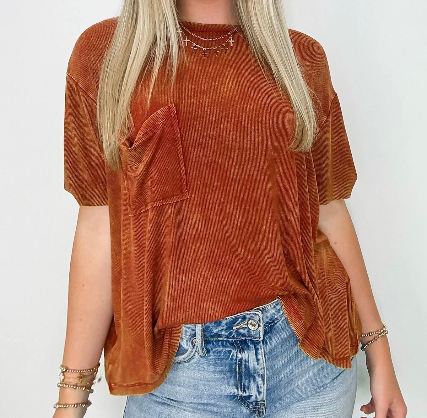 Washed Ribbed Cuffed Short Sleeve Pocket Top , Color: Rust, Size: S/M