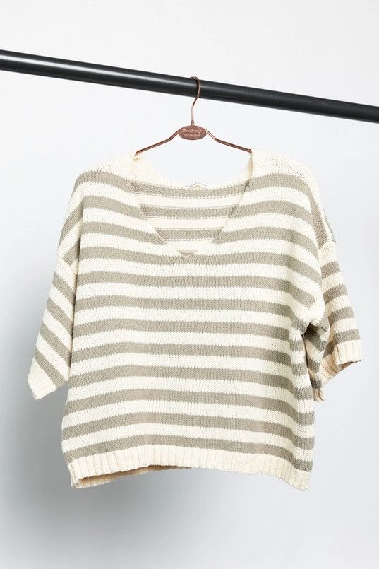 Striped Short Sleeve V-Neck Knit Top L