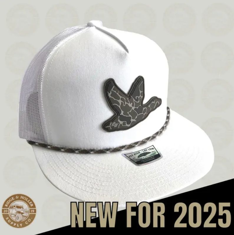 Marshland Shadow Moss White Hat