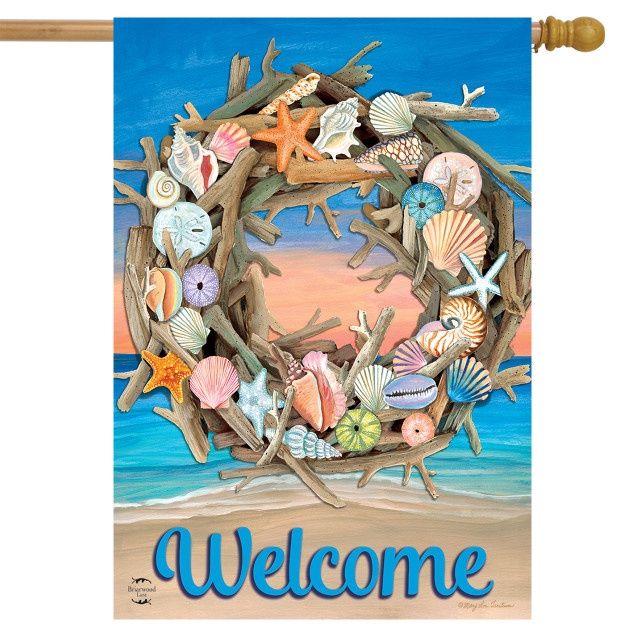 Driftwood Wreath House Flag