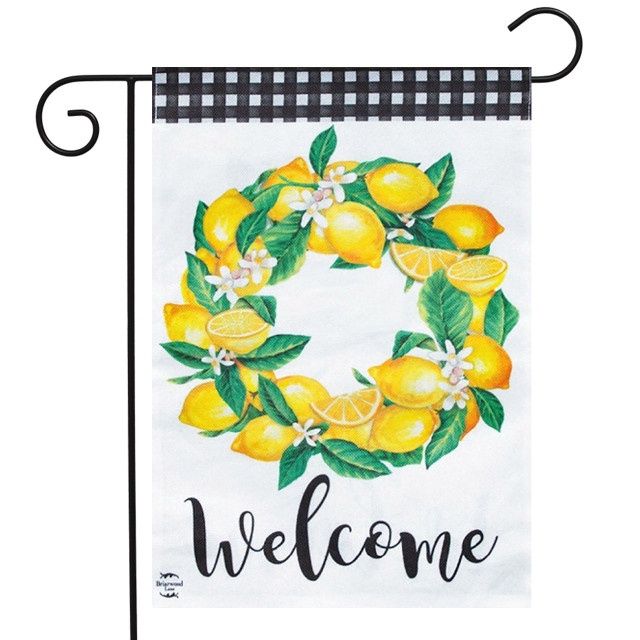 Lemon Wreath House Flag