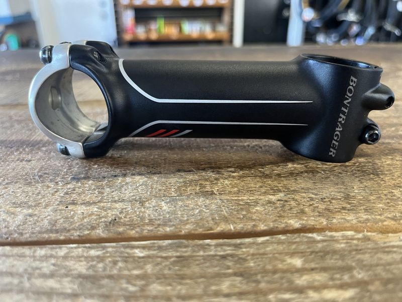 used Bontrager Race Lite stem stearer clamp 1 1/8&quot; handlebar clamp 31.8 length 110mm
