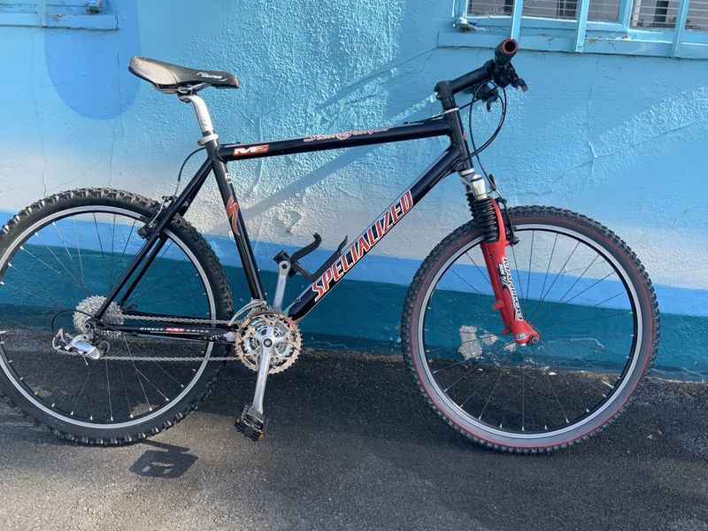used Specialized Stumpjumper Red/Black, large