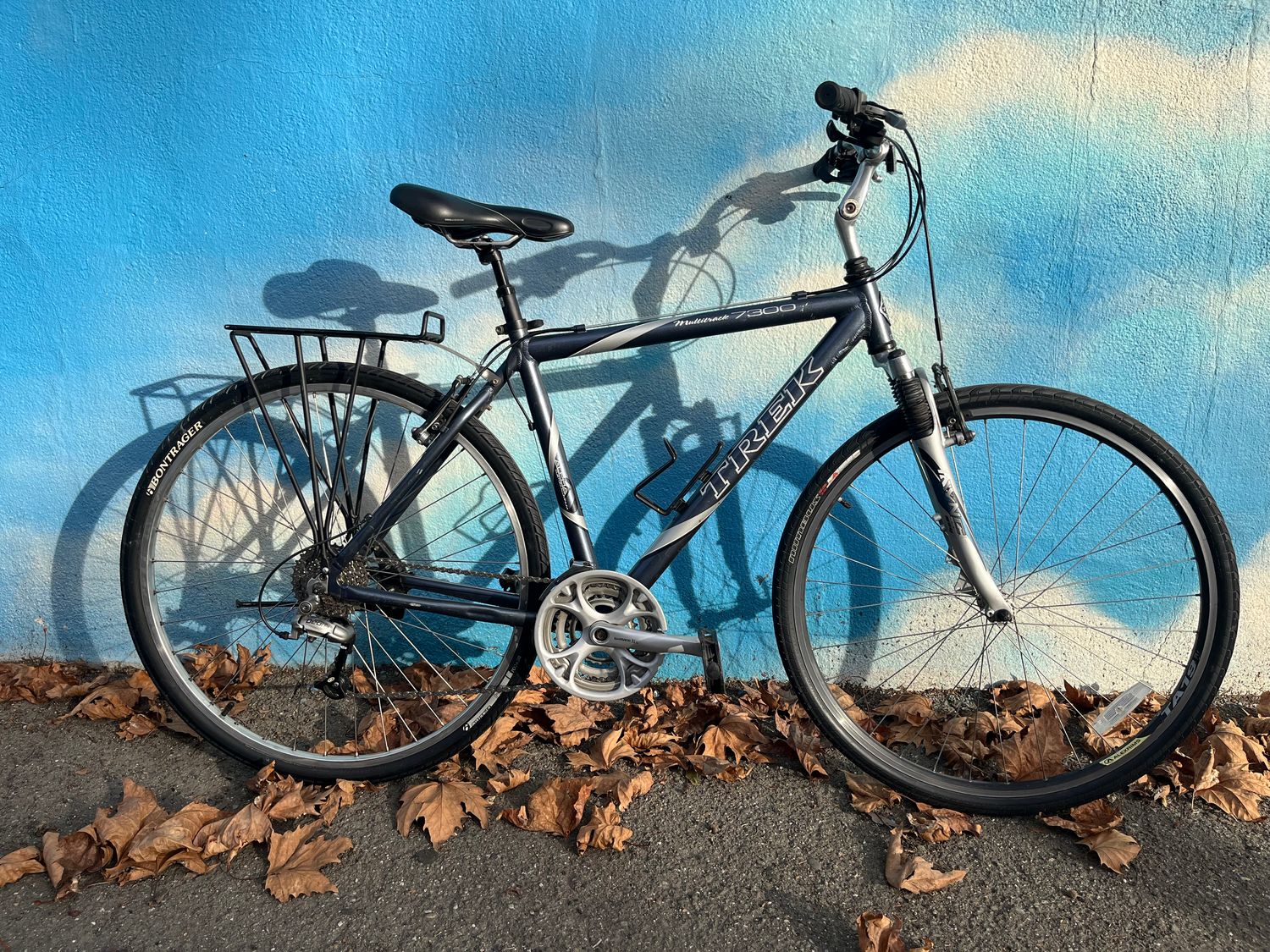 used Trek Multitrack 7300, gray, medium 18&quot;