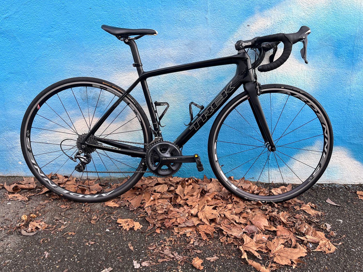 used Trek Madone 5.2, black, 50cm