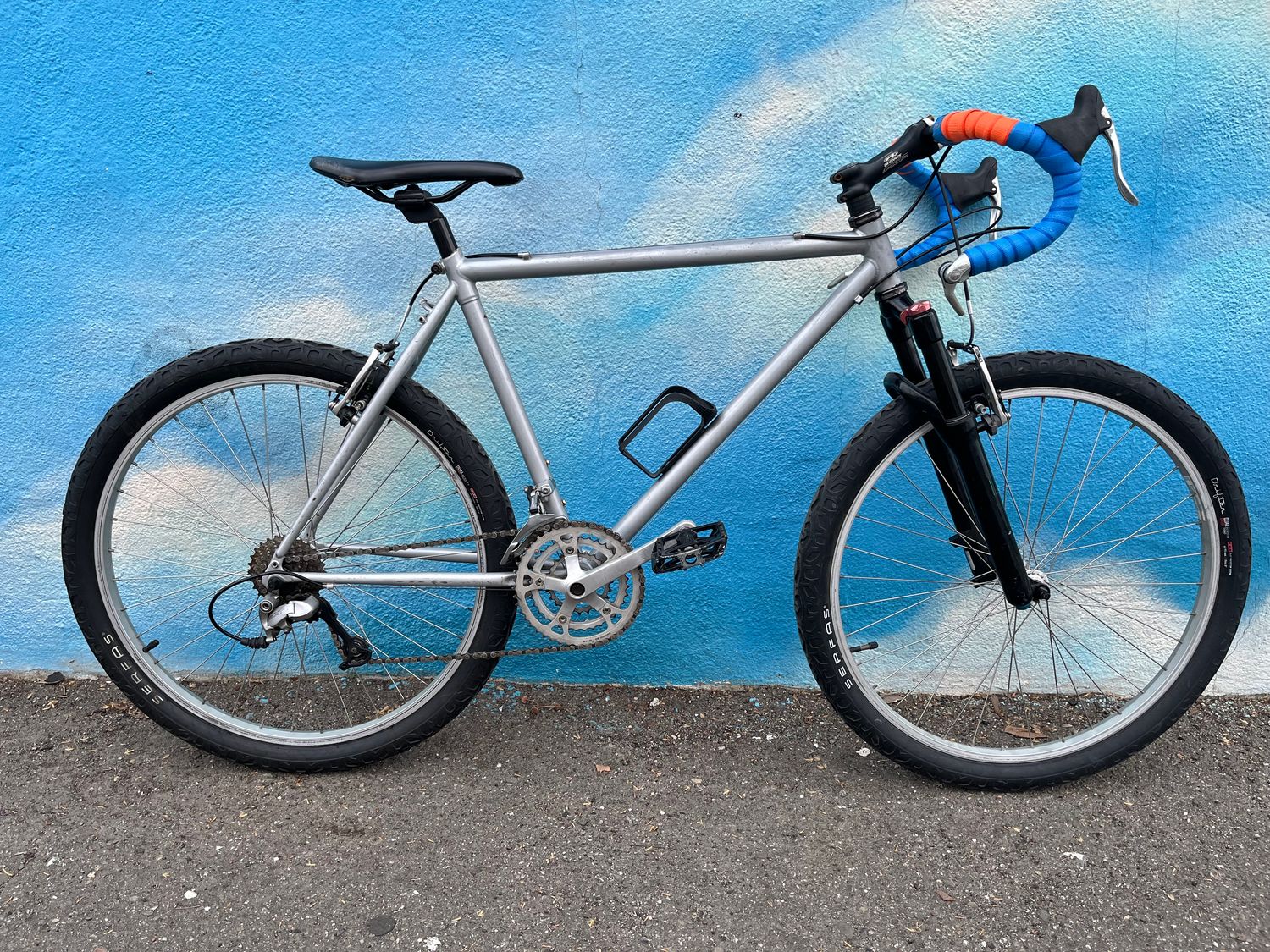 used unbranded GRAVEL 26&quot; wheel, silver, medium