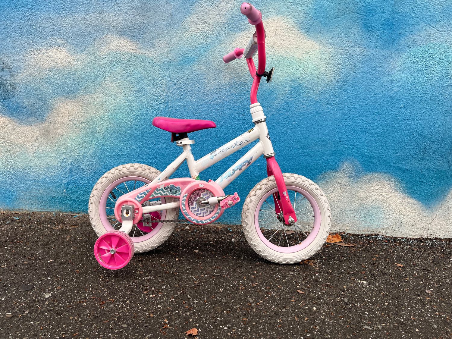 used Huffy Seastar 12.5&quot; wheel with training wheels