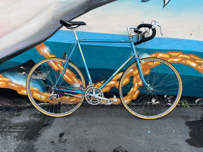 used Schwinn Traveler, blue, 63cm, as-is