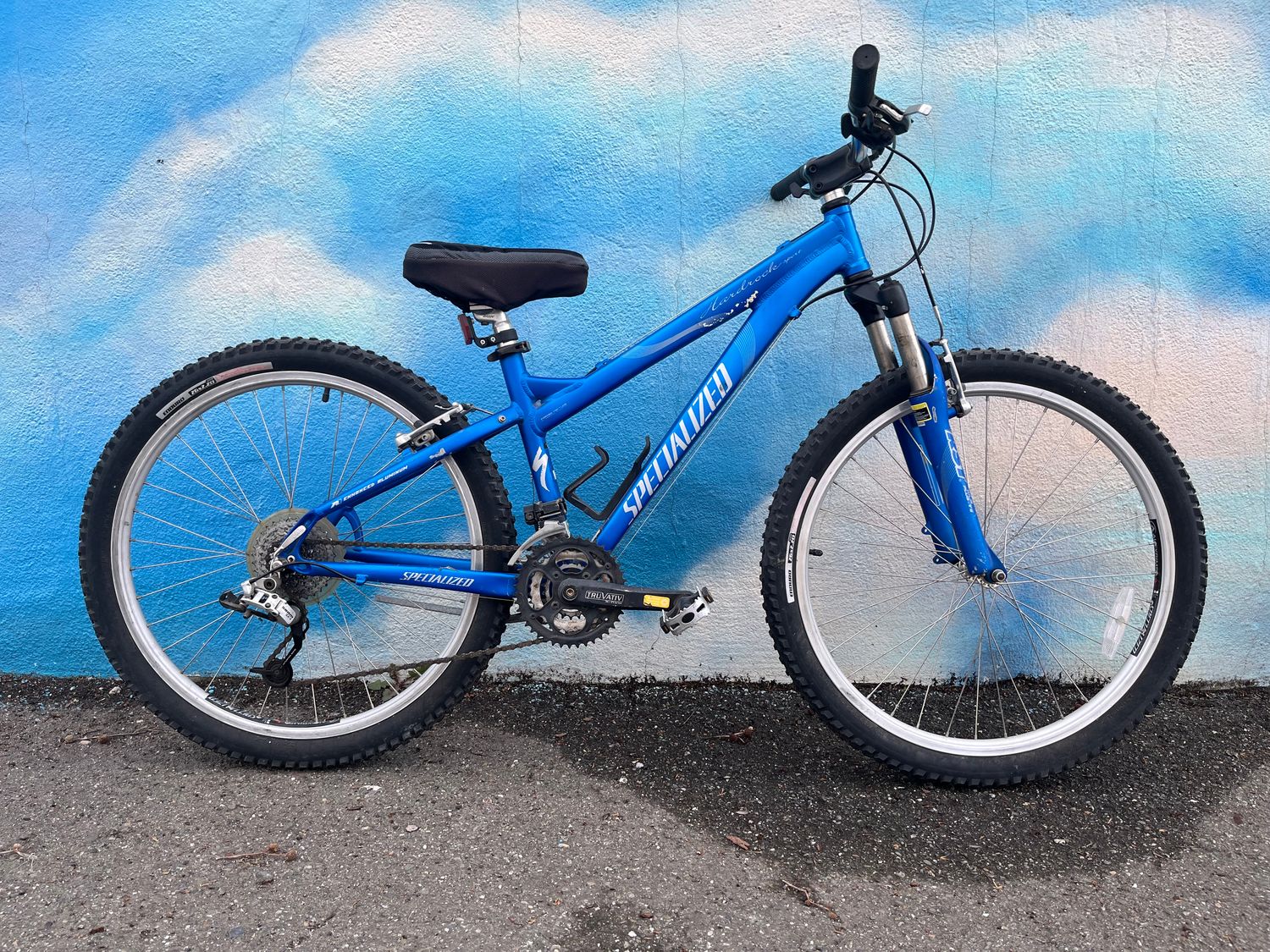 used Specialized Hardrock Sport, blue/silver, medium, as-is