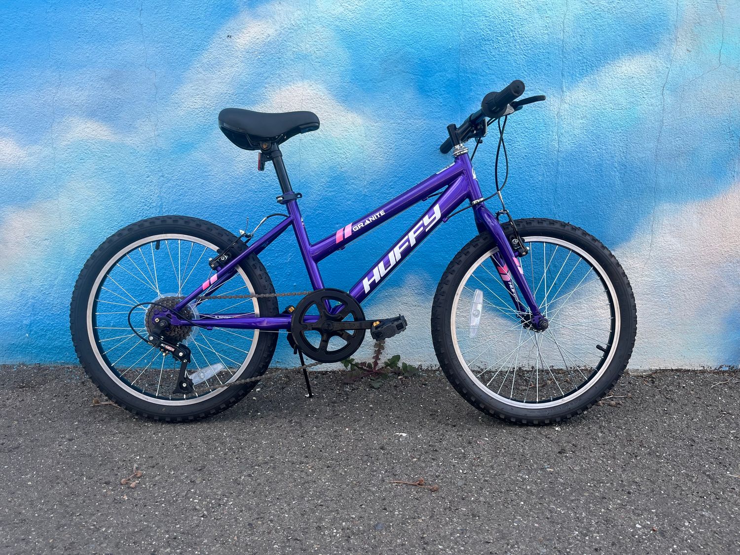 used Huffy Granite 5-speed rim brake, purple, 20&quot; wheel
