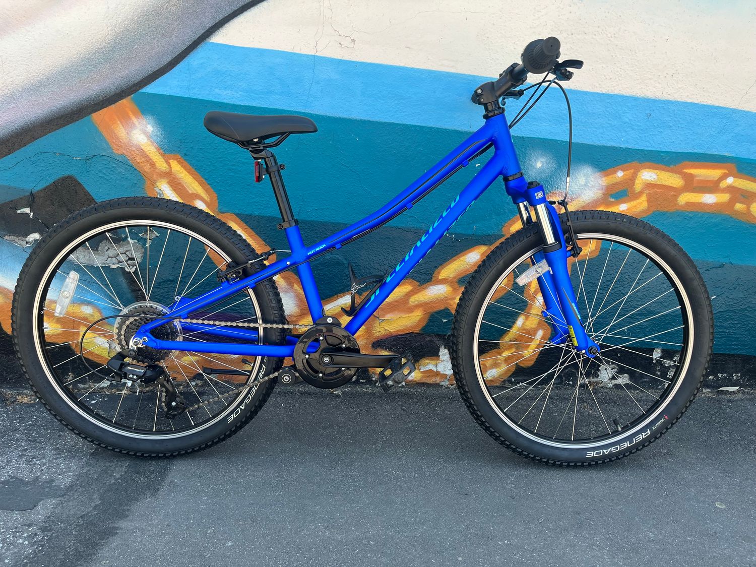 used Specialized Hotrock blue/green