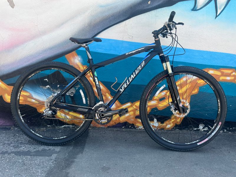 used Specialized Stumpjumper hardtail aluminum, black/white/blue, large 19&quot;