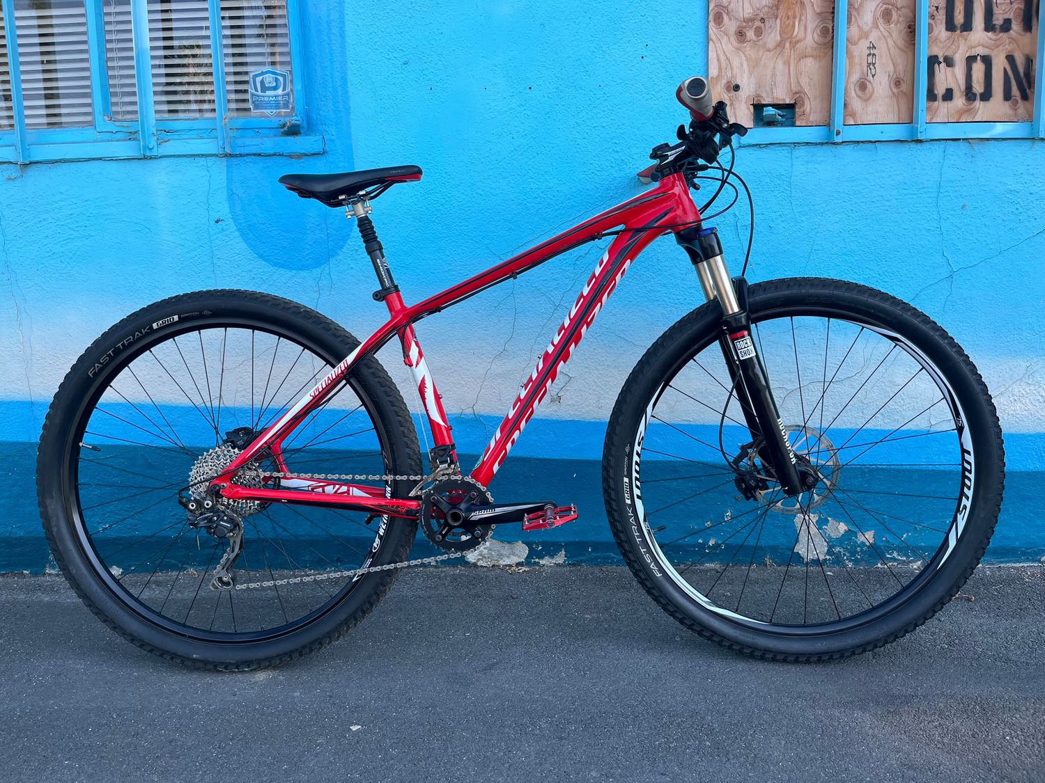 used Specialized Crave hydraulic 29er, red/white, medium