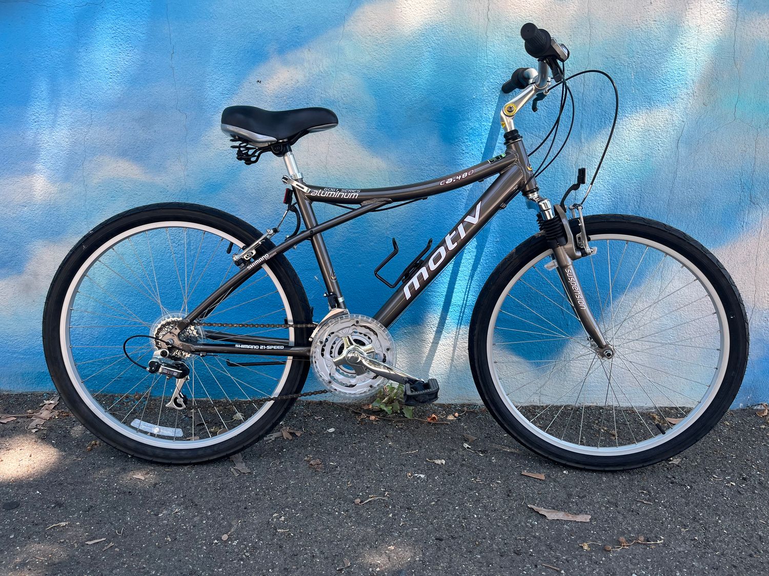 used Motiv CA 480, taupe, medium