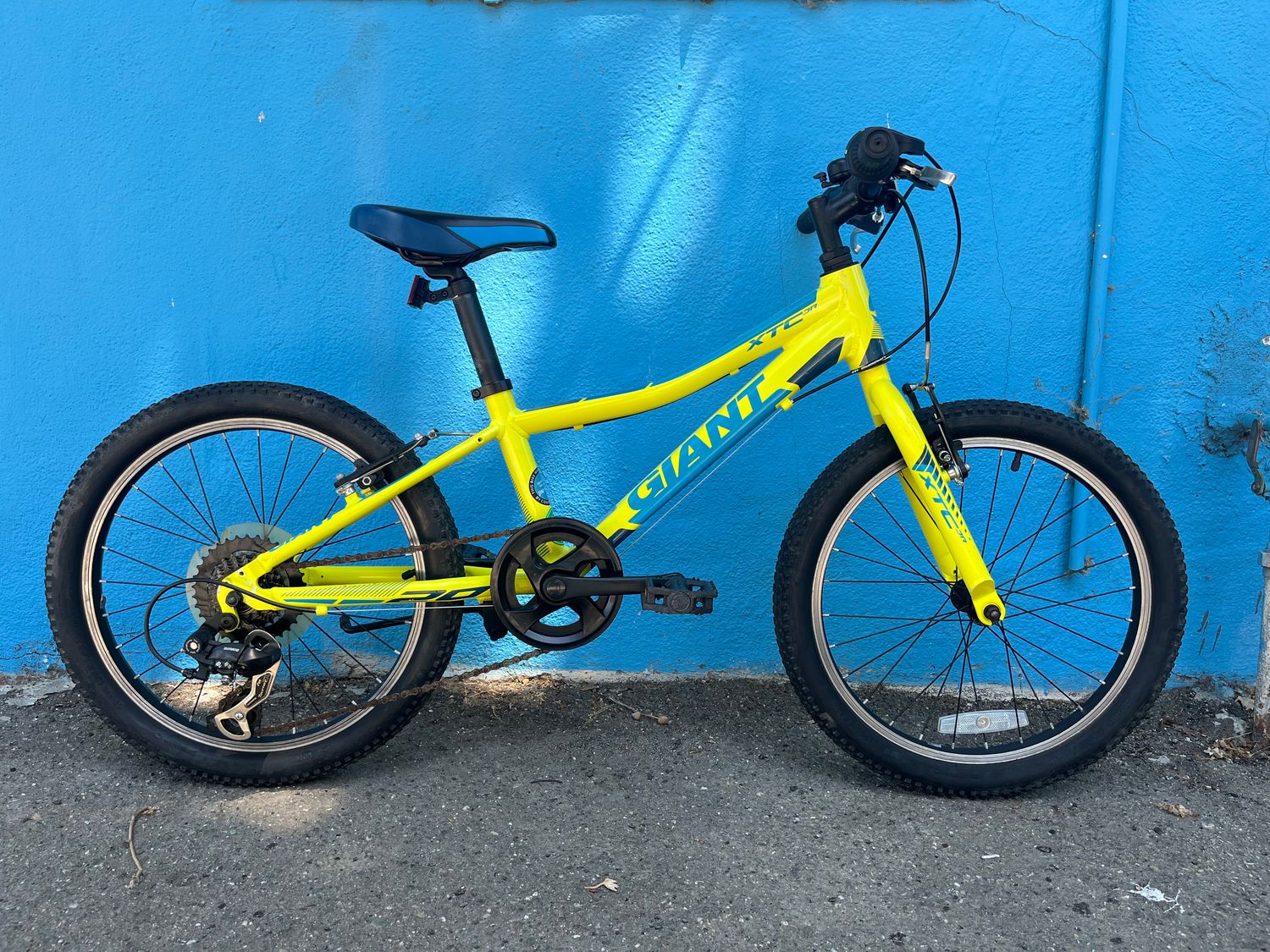 used Giant XTC Jr, yellow/blue, 20&quot; wheel