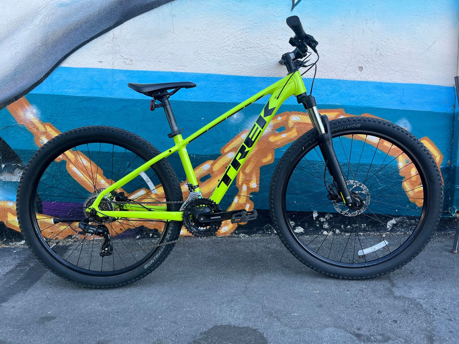 used Trek Marlin 5 hydraulic, neon yellow, small