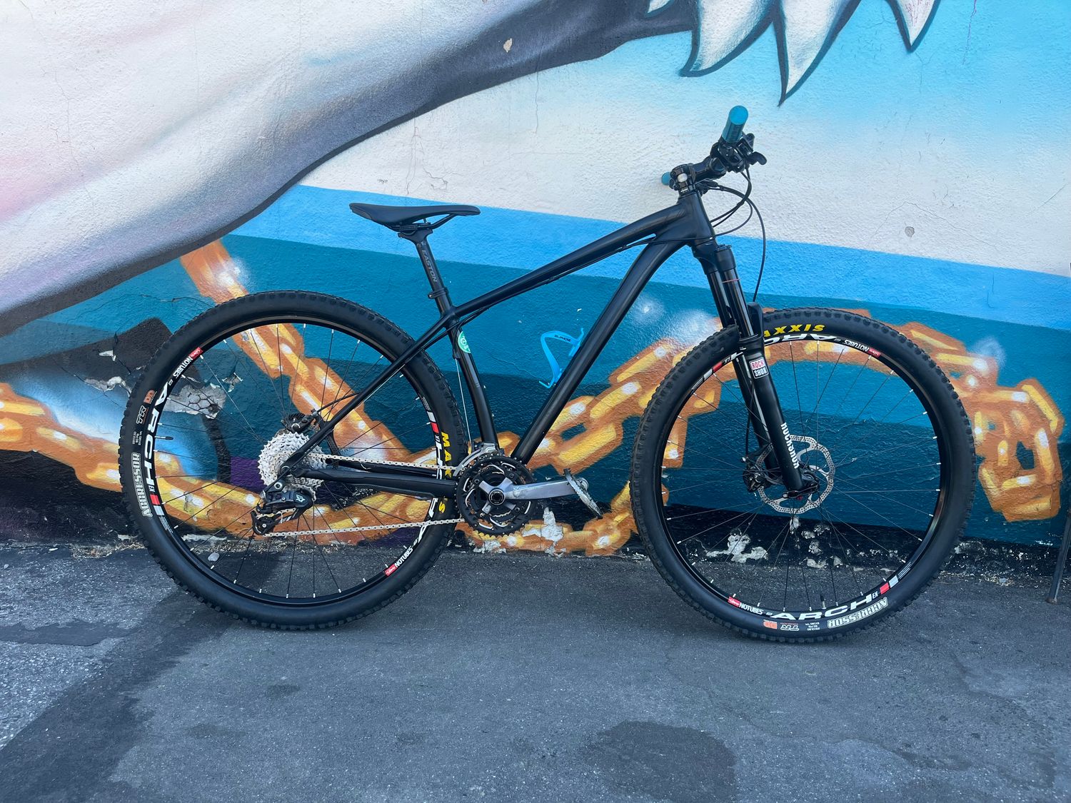 used Specialized Stumpjumper 29er hydraulic 3x10, black, medium