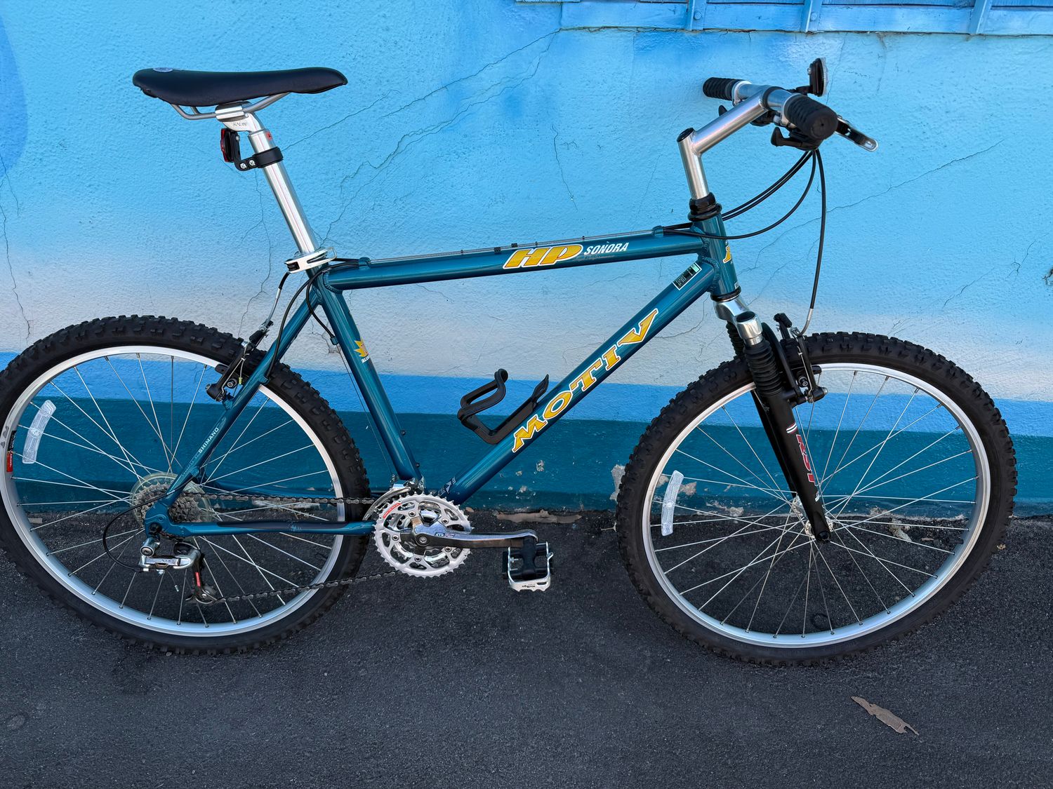 Motiv Sonora HD Aqua 18&quot;