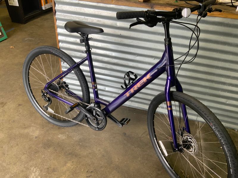Used Trek Verne 3 Disc Purple 20&quot; Large