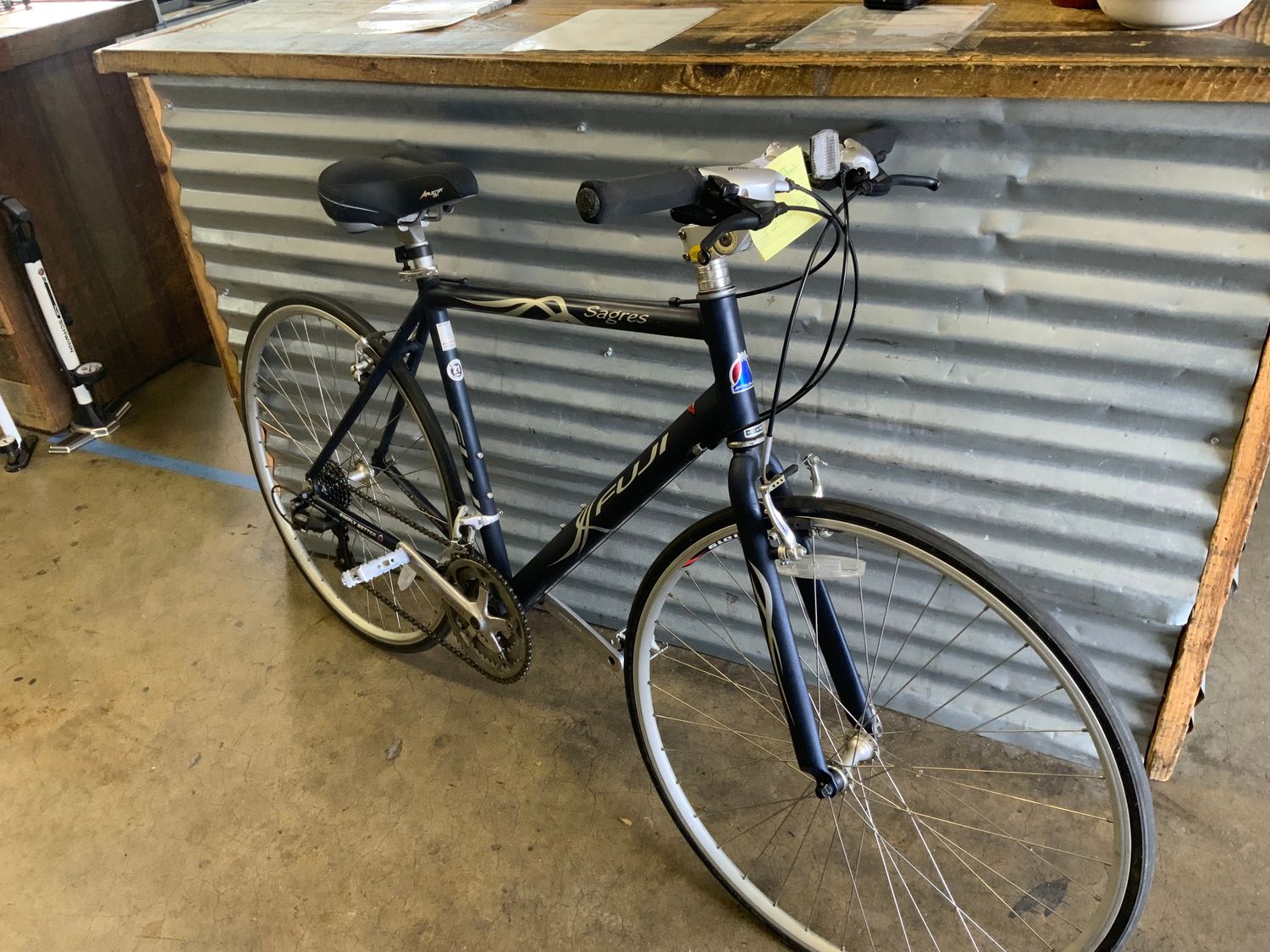 Used Fuji  Sagres Hybrid DLX Blue Medium