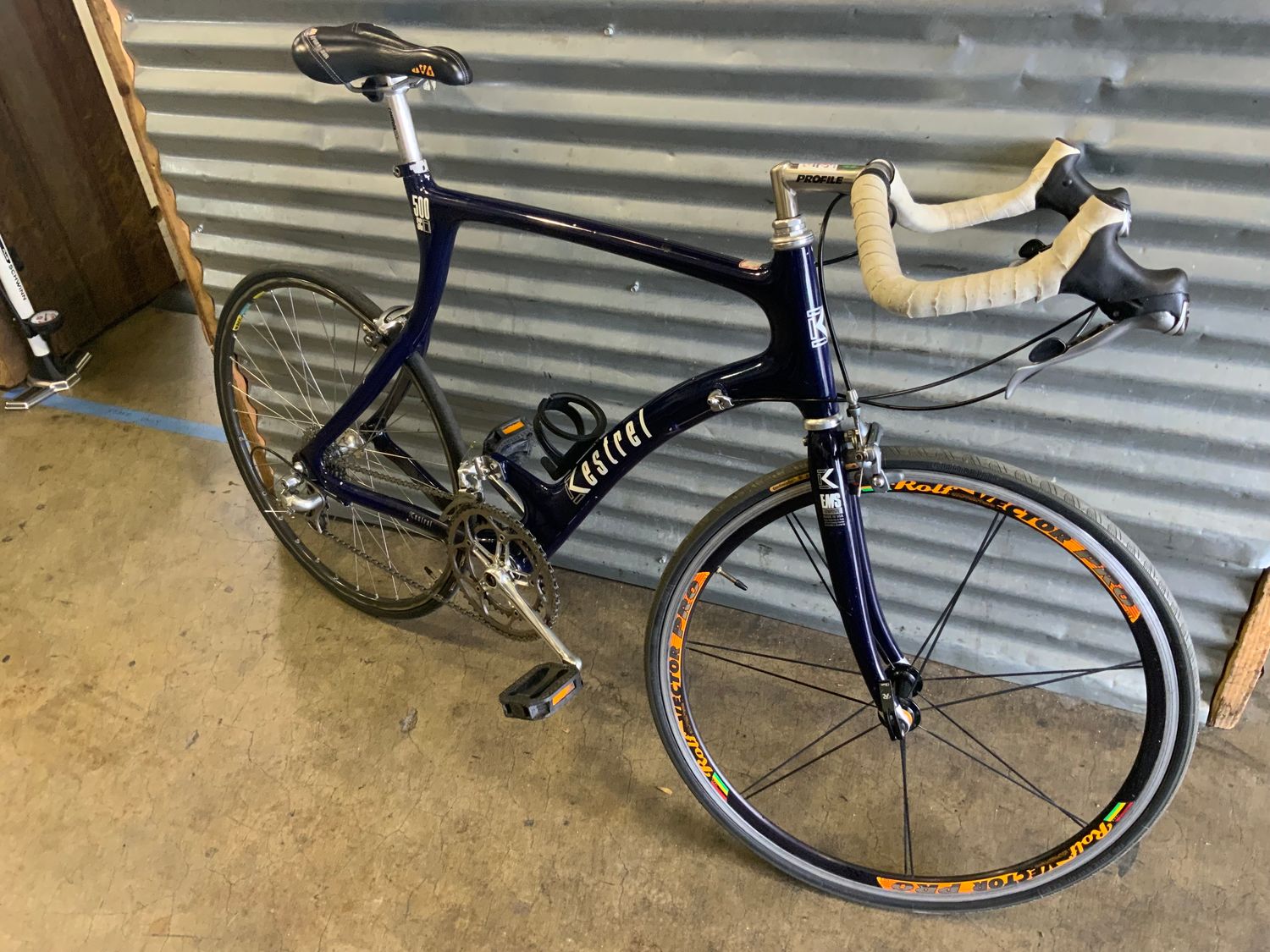 Used Kestral 500 series Blue Carbon 56cm