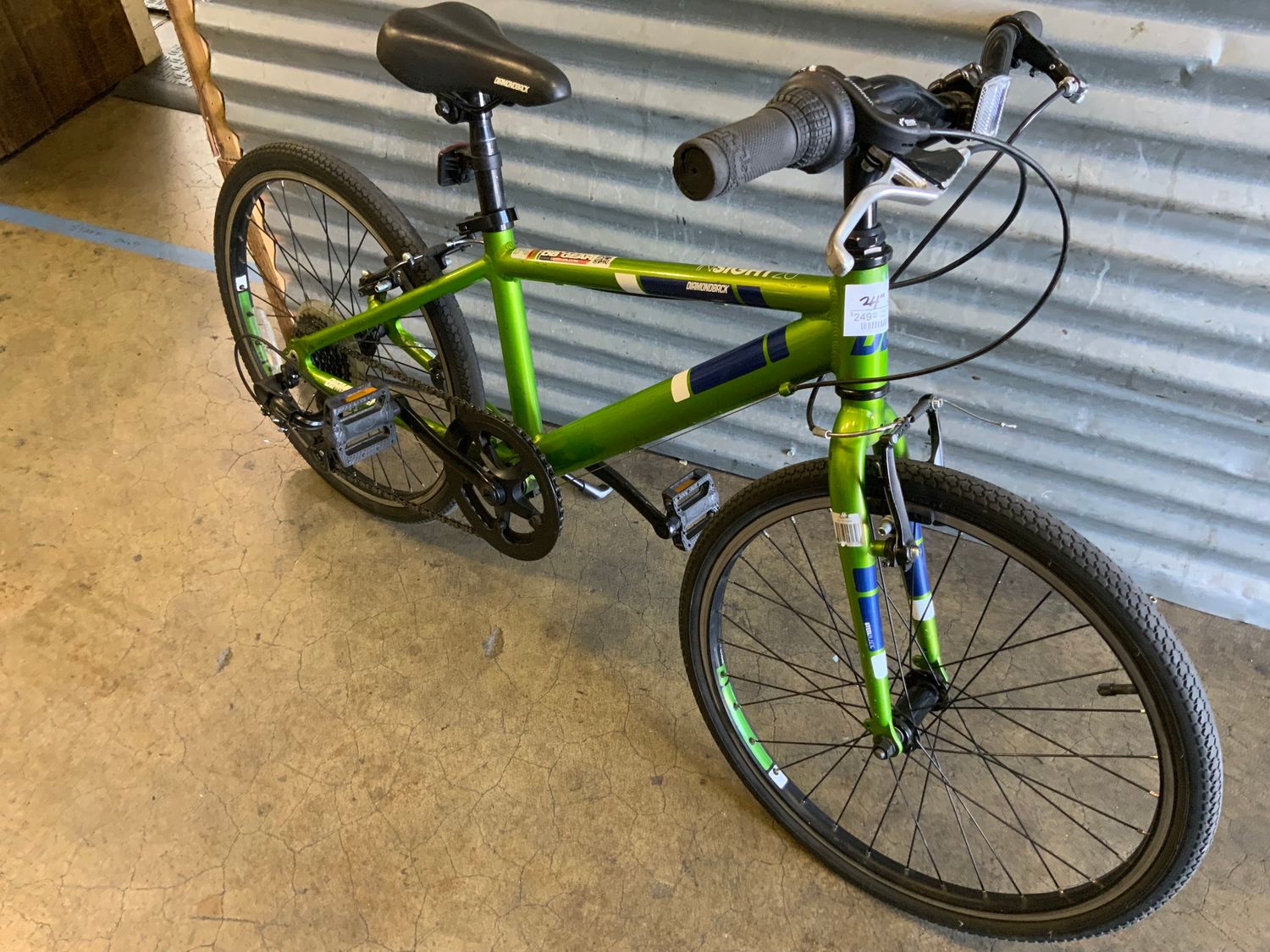 Used Diamondback Insight Green 24&quot;