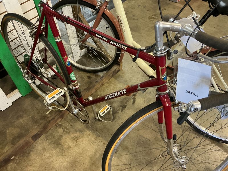 Used Visacount AZIZ Steel Road RED  Large