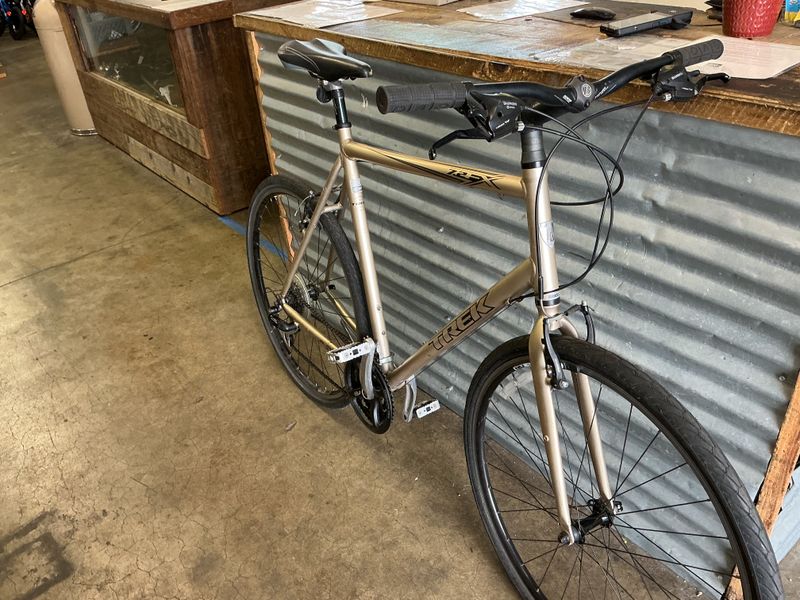 Used Trek FX7.2 Gold XL 63 cm