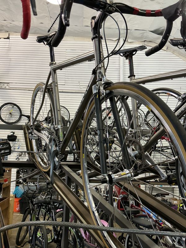 Used Seven Axiom 54/54cm Titanium Ultegra10