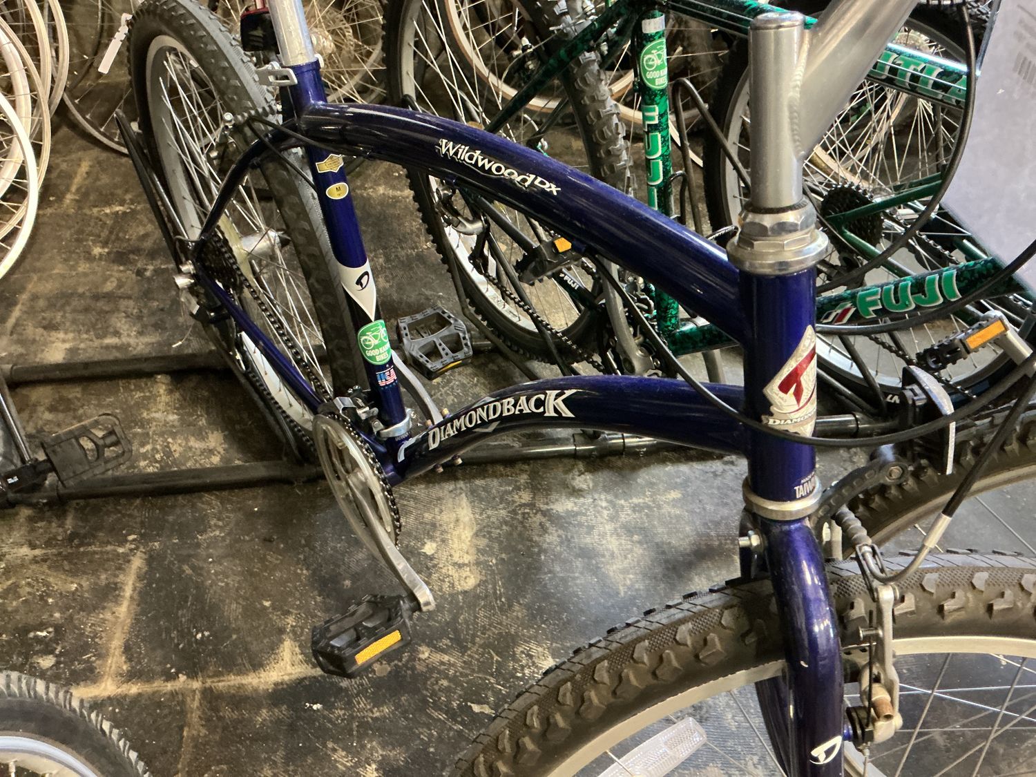 Used Diamondback Wildwood Blue 18in Medium