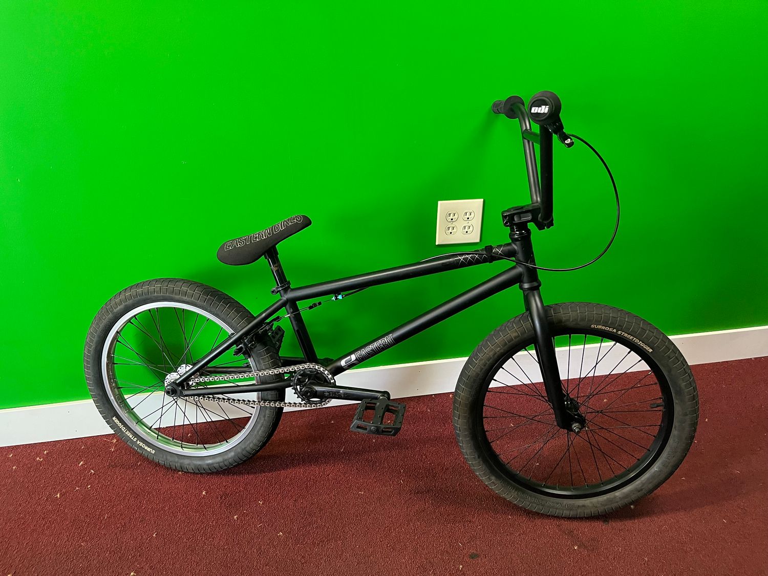 Used Eastern Phantom Black 10inch