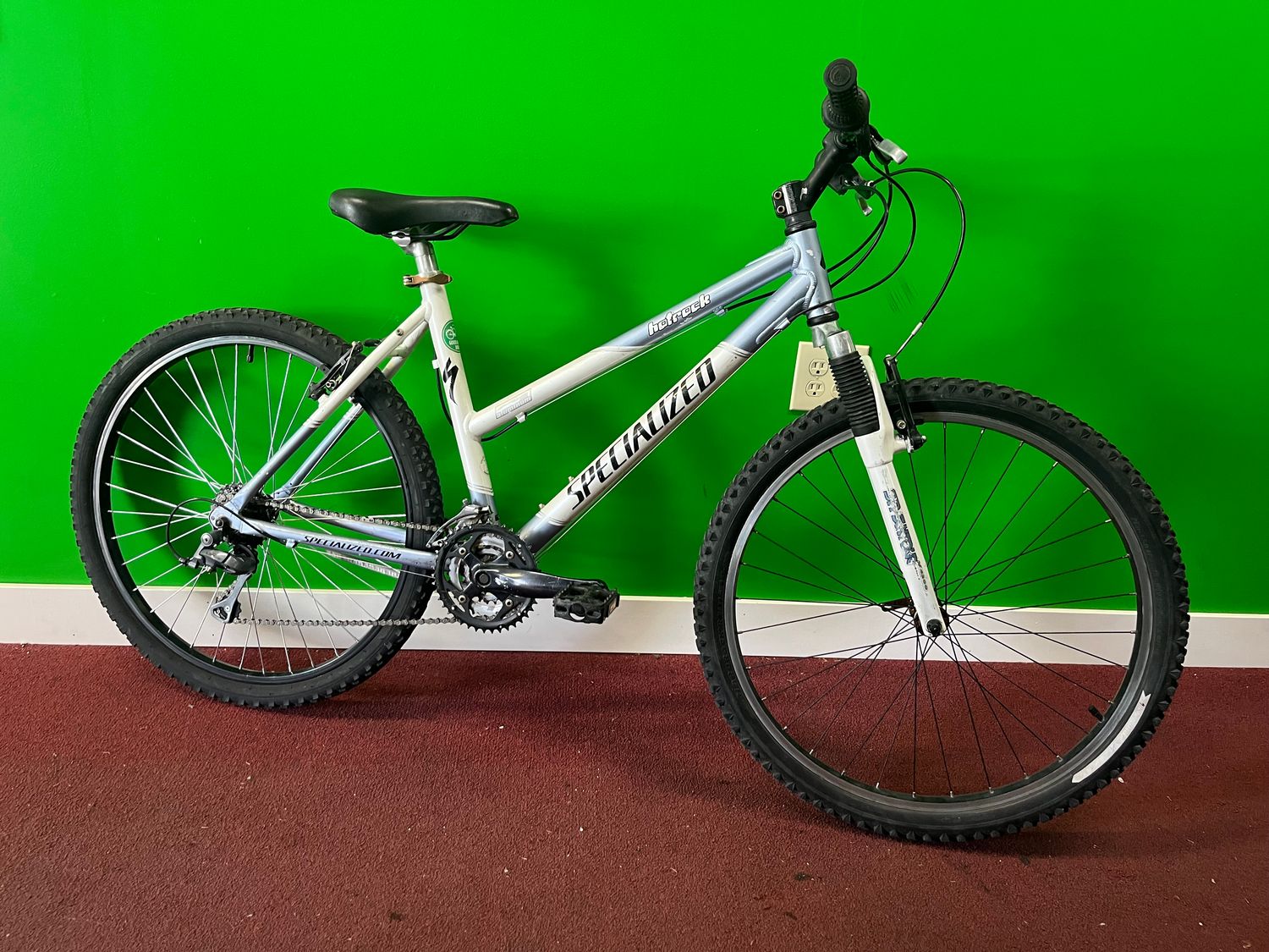 Used Specialized Hotrock Blue 18in
