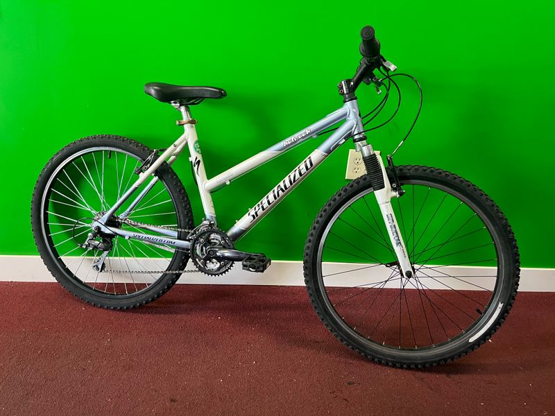 Used Specialized Hotrock Blue 18in