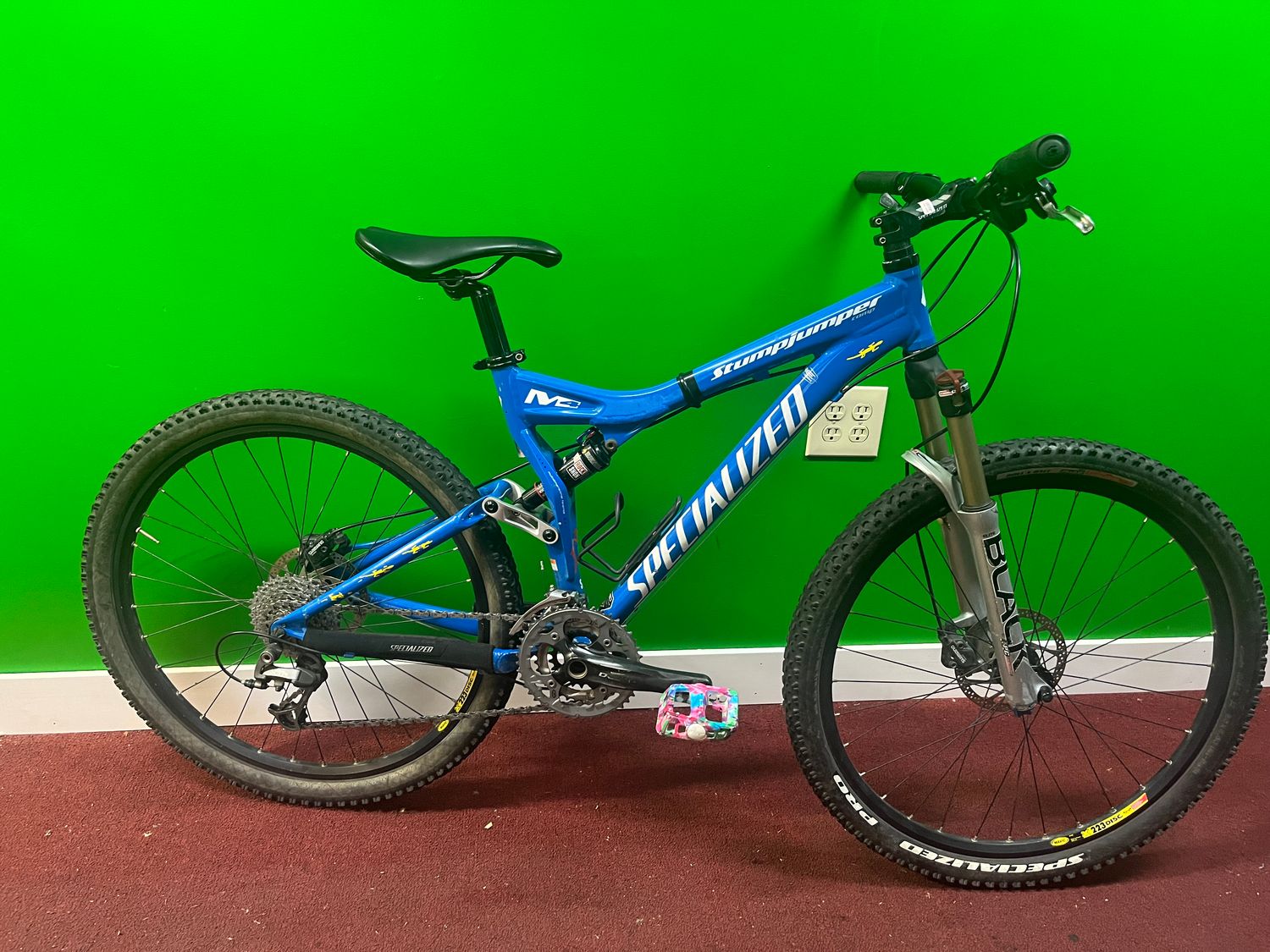 Used Specialized Stumpjumper Blue 17in