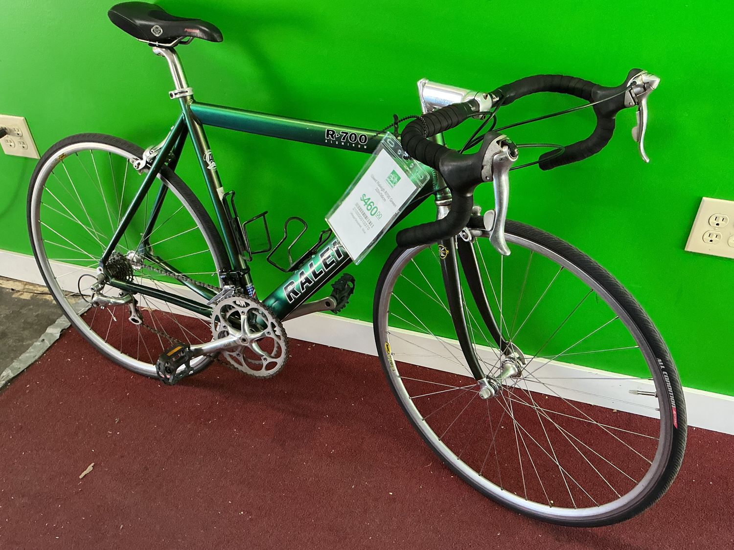 Used Raleigh R700 Green 22in/56cm