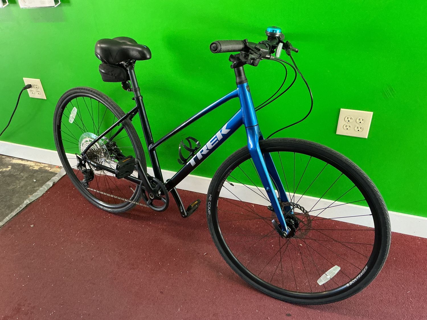 Used TREK Sport AL FX3 Blue Disc Plus Large
