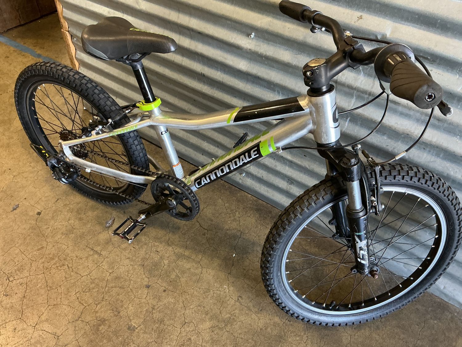 Used Cannondale Kids Silver 20" 7 gears