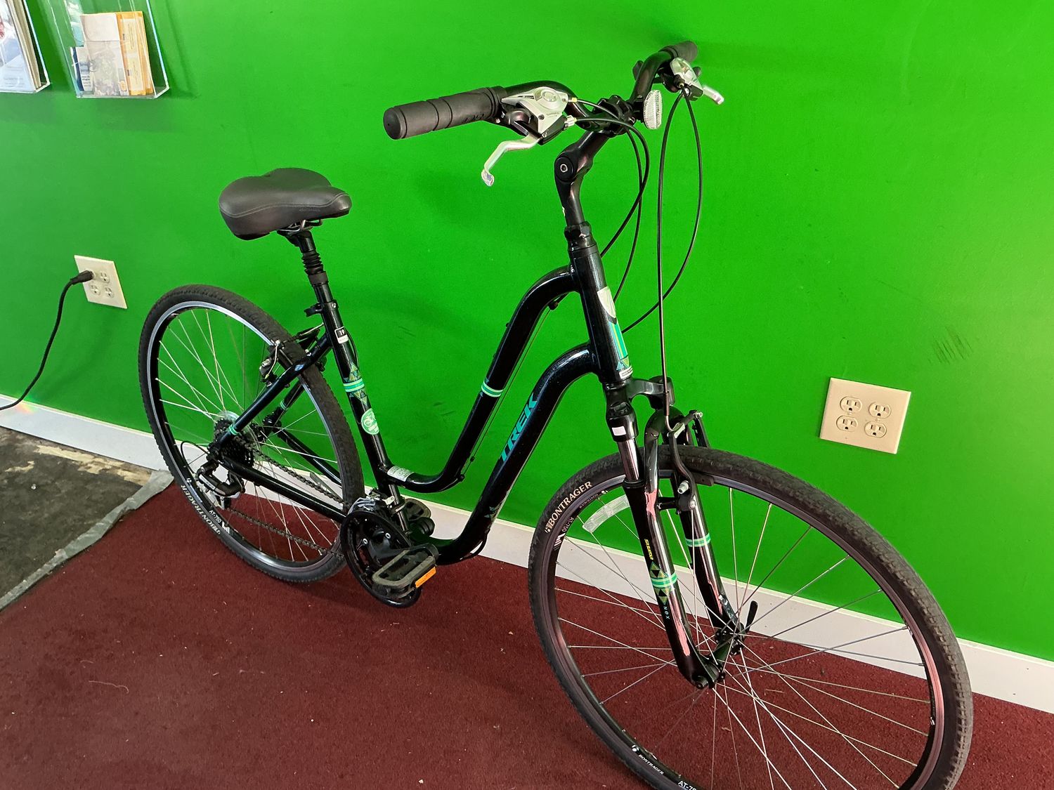 Used Trek Verve 3 Series Black/Green Large