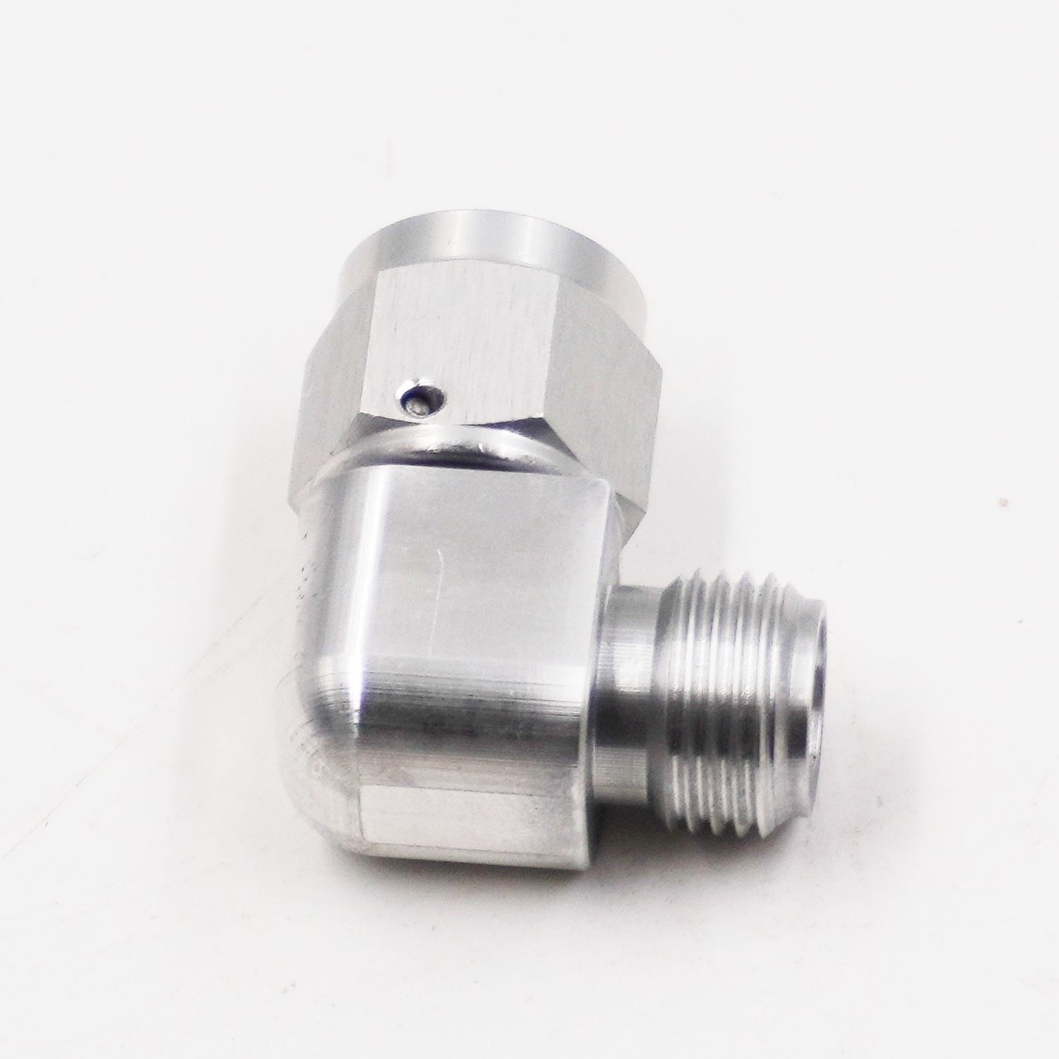 A/C #6 Tite 90° Elbow With Swivel Nut - 15150