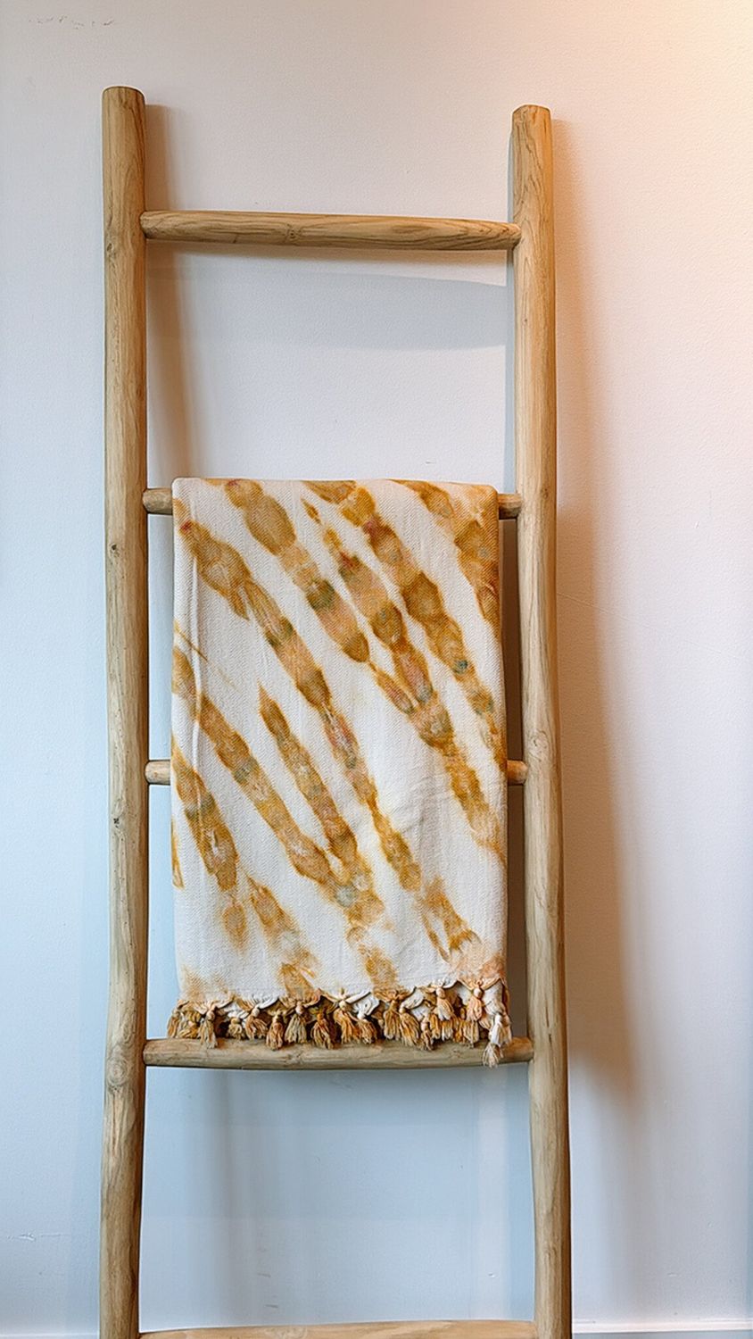 GOLDEN RAYS THICK BLANKET