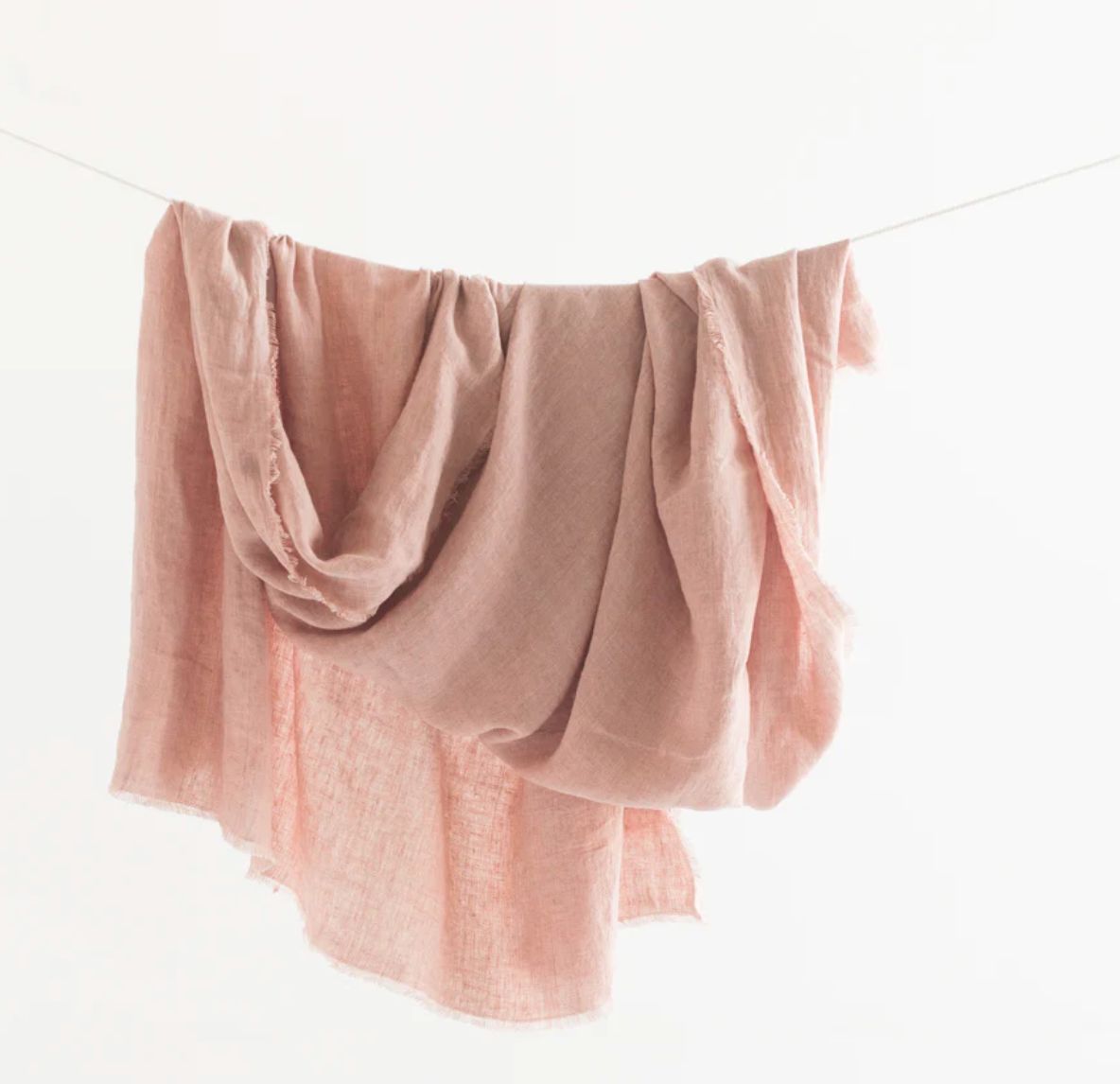STONE WASHED LINEN THROW - BLUSH