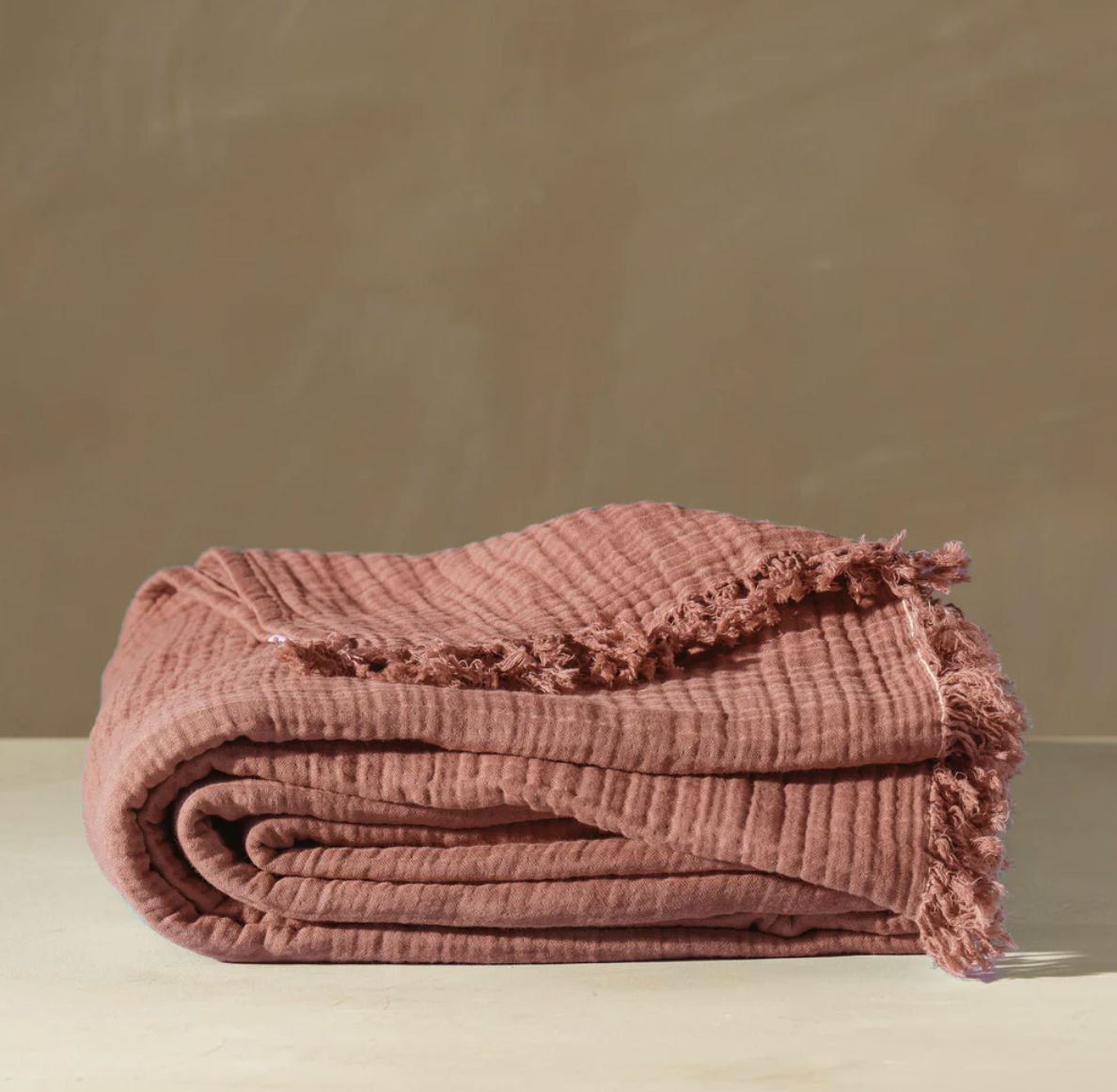 ENES BED COVER - GUAVA