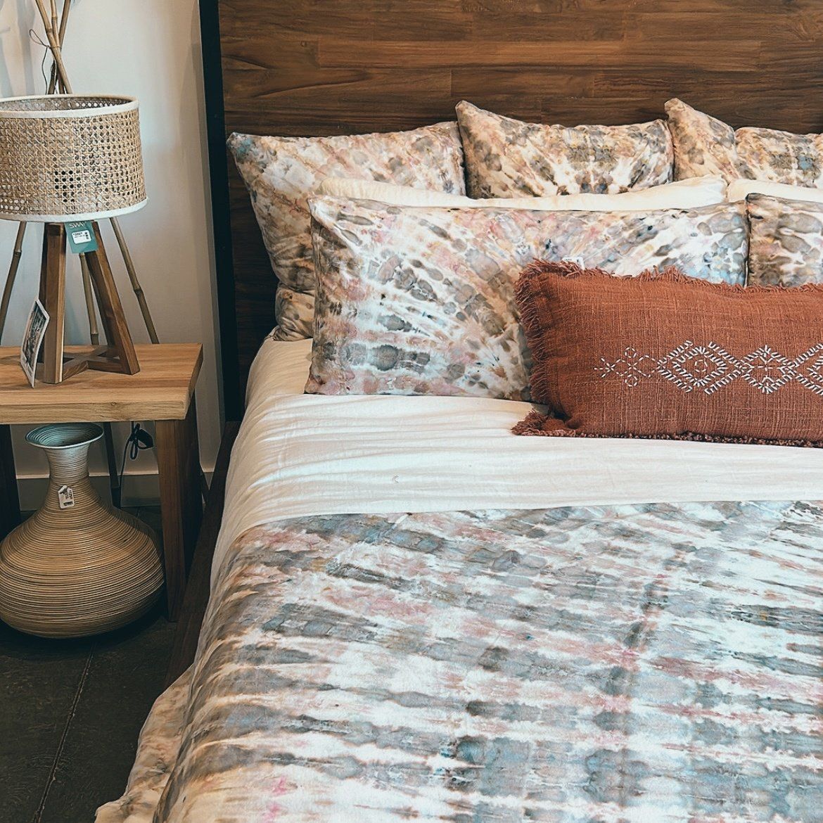 HAND DYED KING BEDDING, Color: Pueo, Size: King