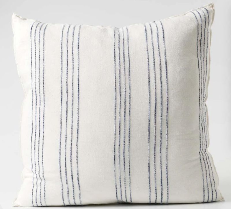 ROCKPOOL LINEN CUSHION - WHITE/NAVY 20X20