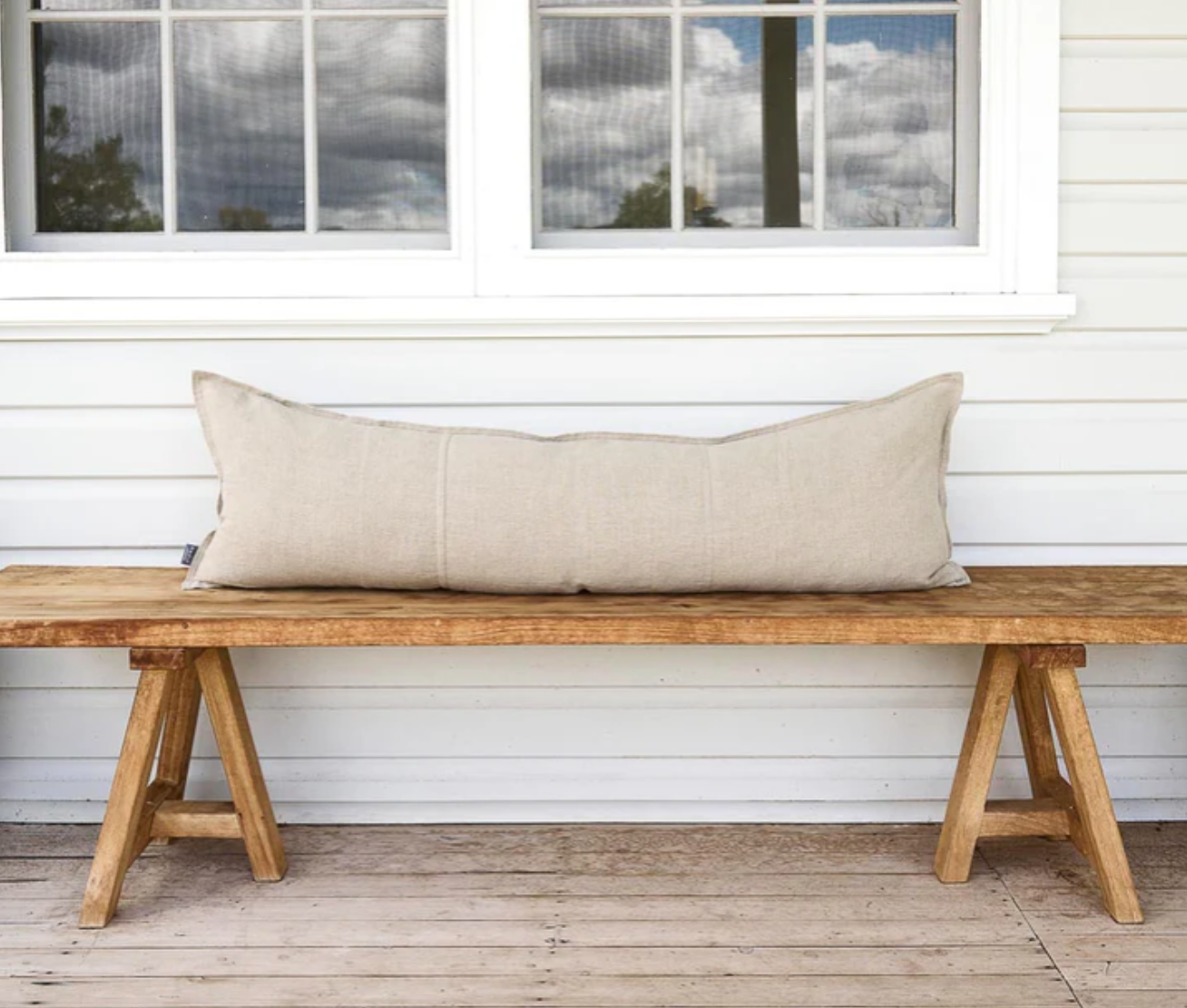 LUCA LINEN LONG LUMBAR NATURAL 47X15
