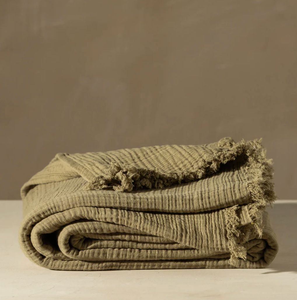 ENES BED COVER - OLIVE