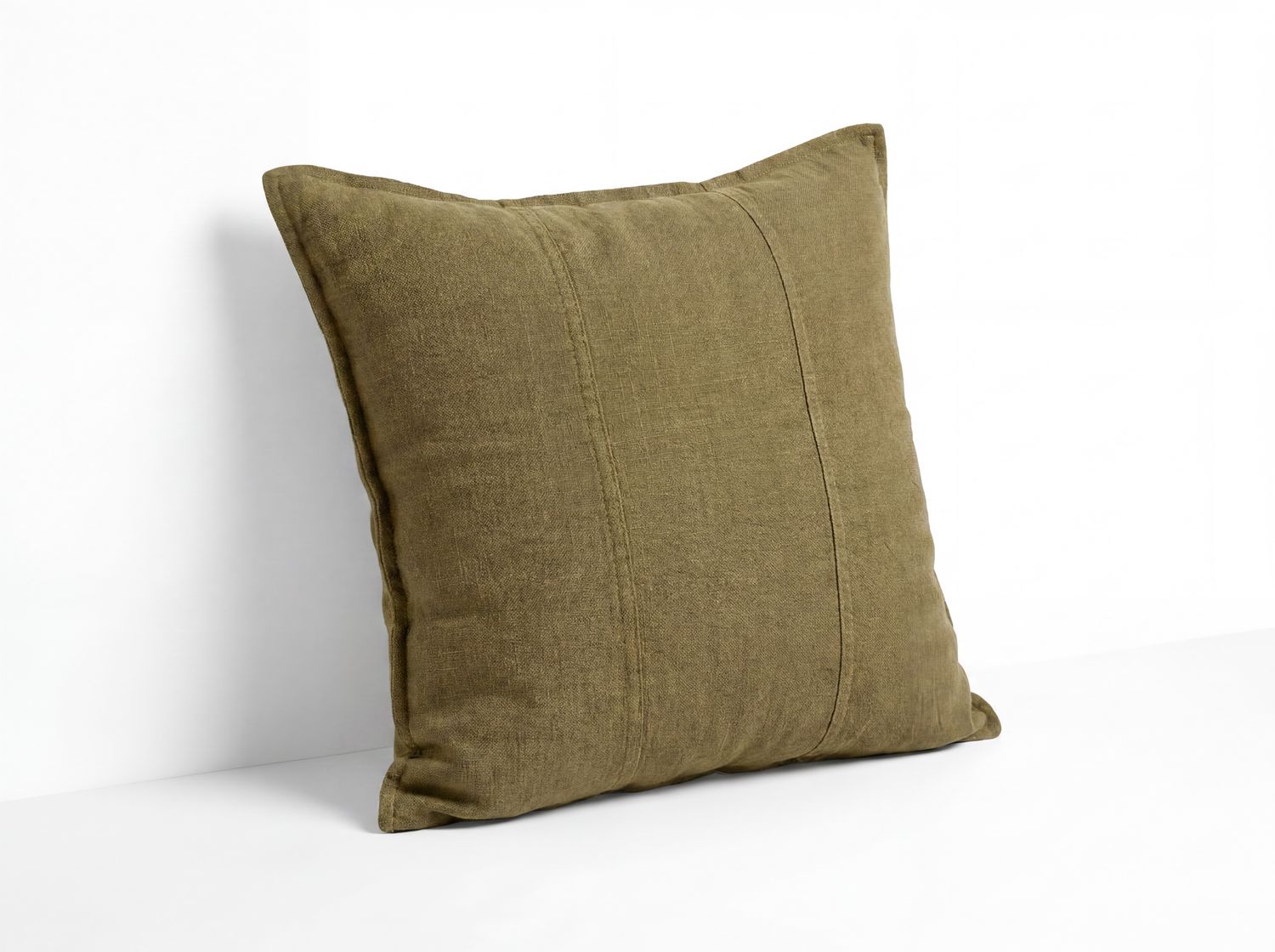 LUCA LINEN CUSHION - OLIVE