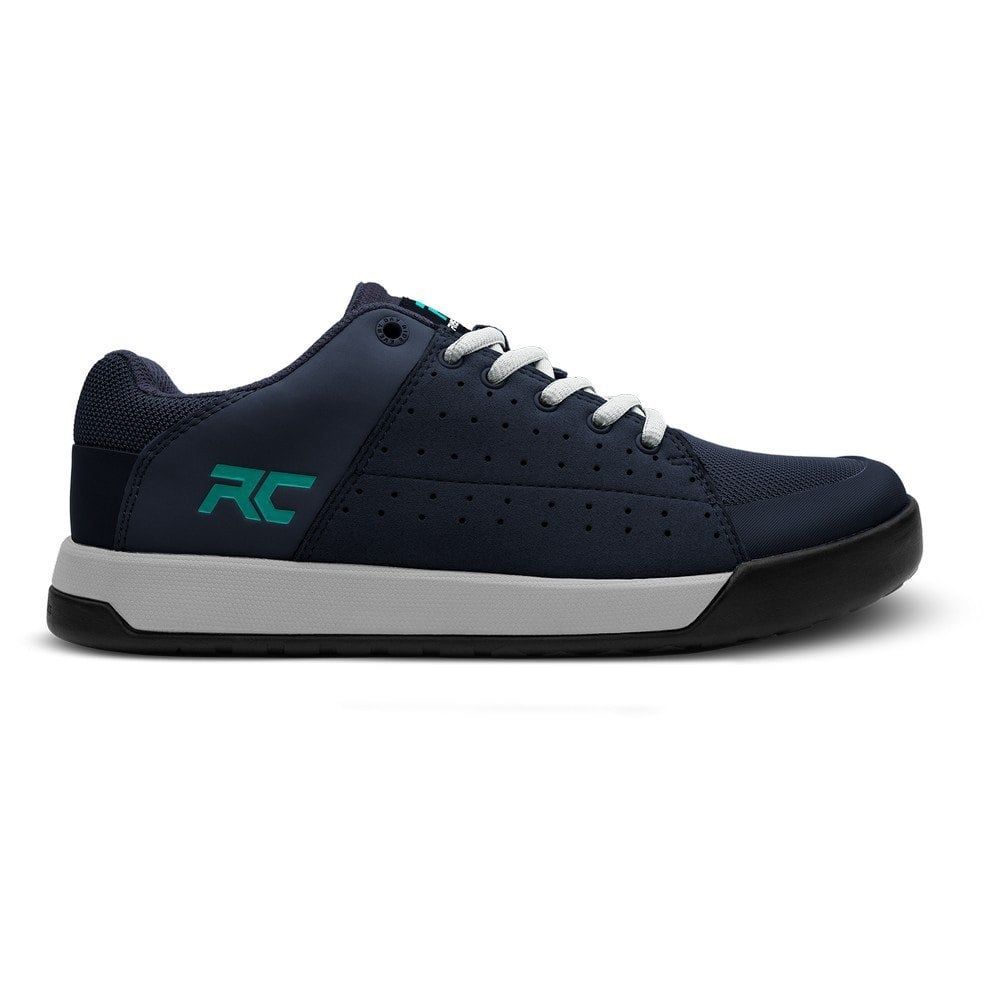RC Woman&#39;s Livewire, Color: Teal, Size: 5