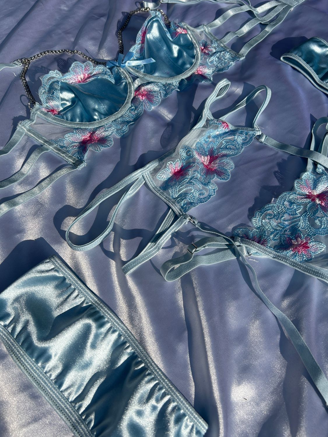 Float on cloud nine in this dreamy blue set!