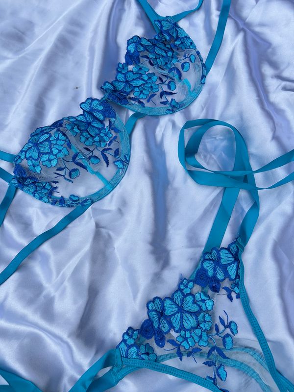 Ocean blue flower set.